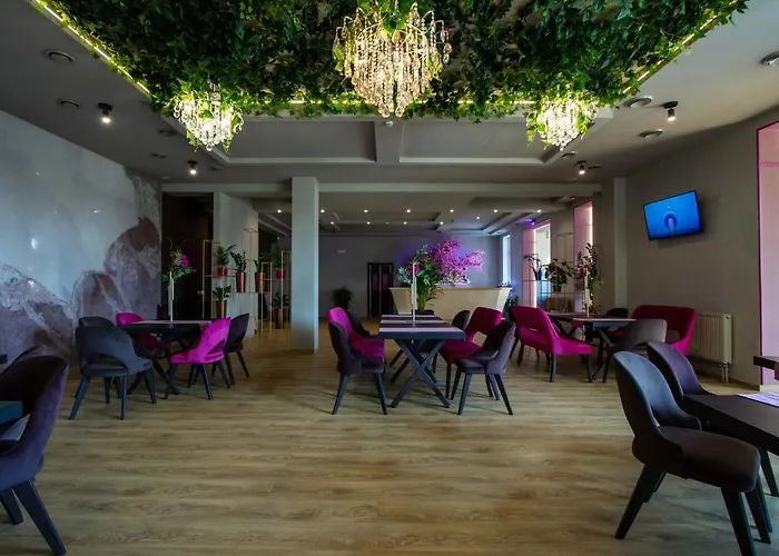 Гостинний ДвірГотель